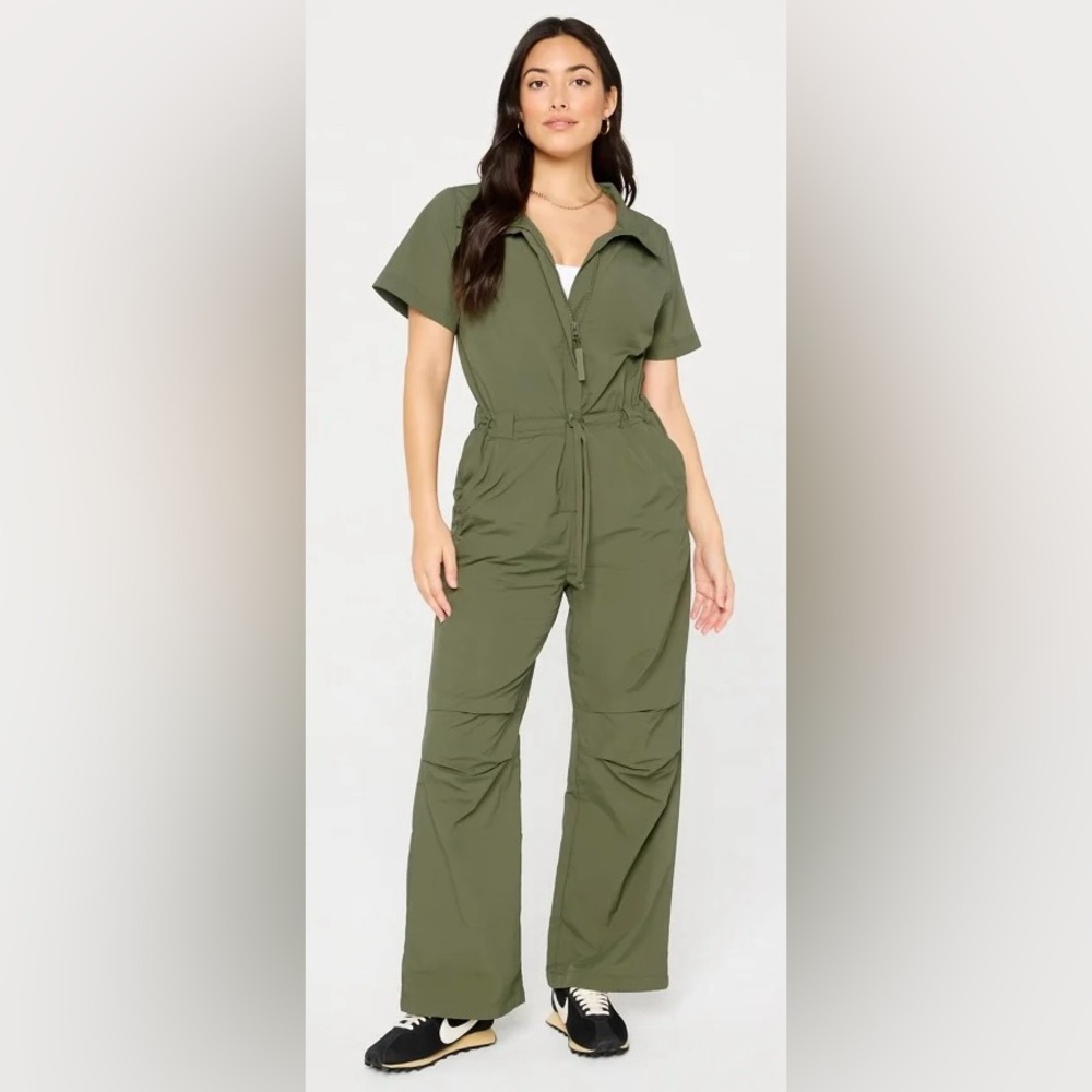 Fabletics Woven Flight Suit Jumpsuit New Size Medium